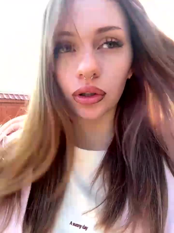 RollDolls cam recording