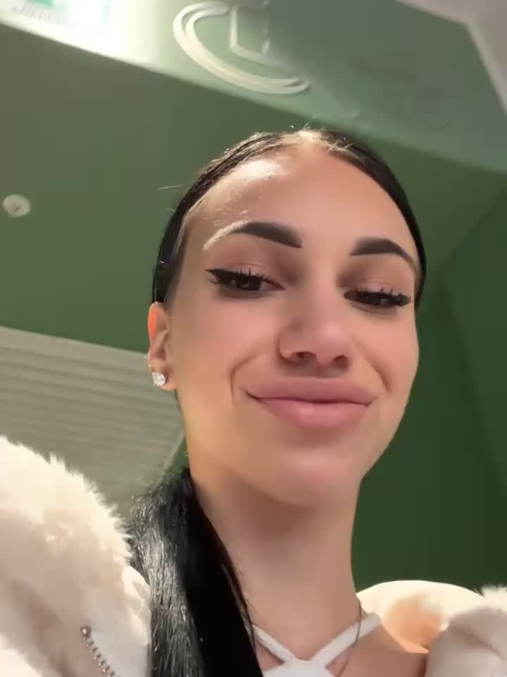 ilariea_girl cam recording