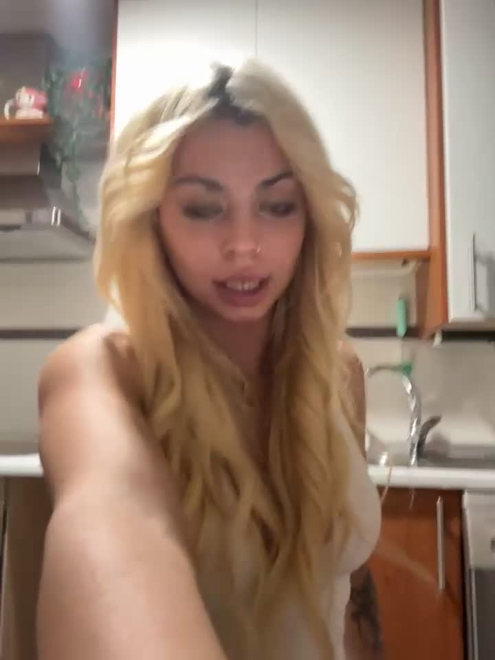 Noeliagglow cam recording