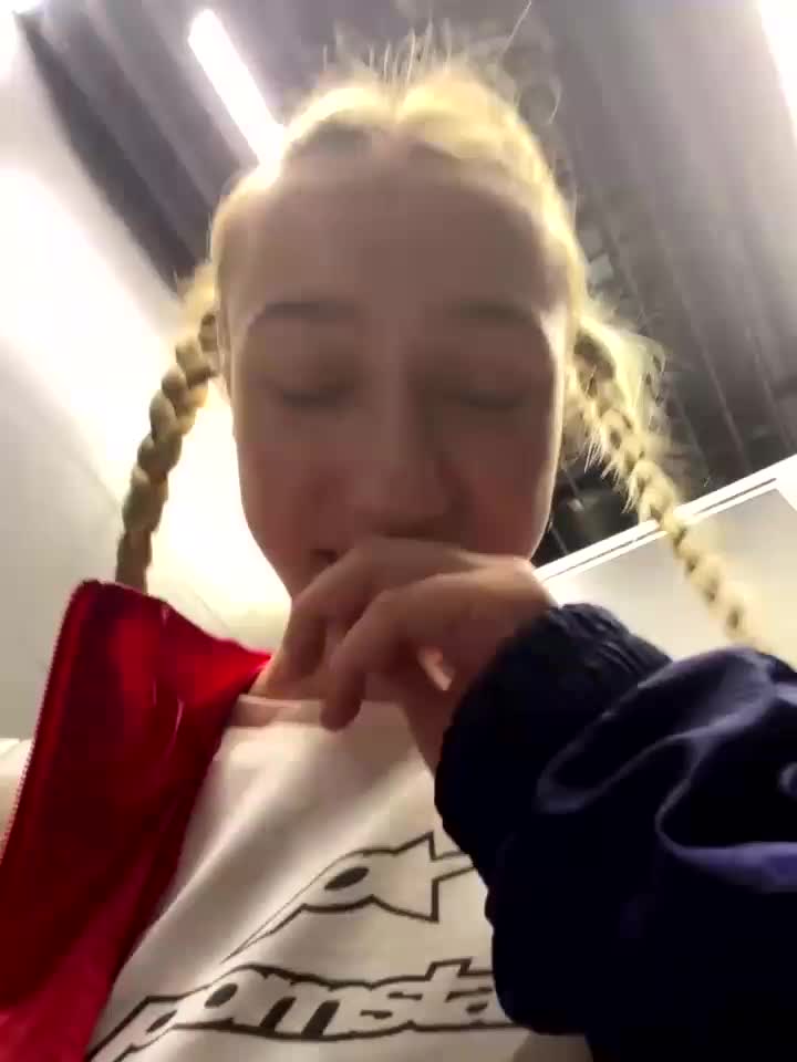 Lia__Love cam recording