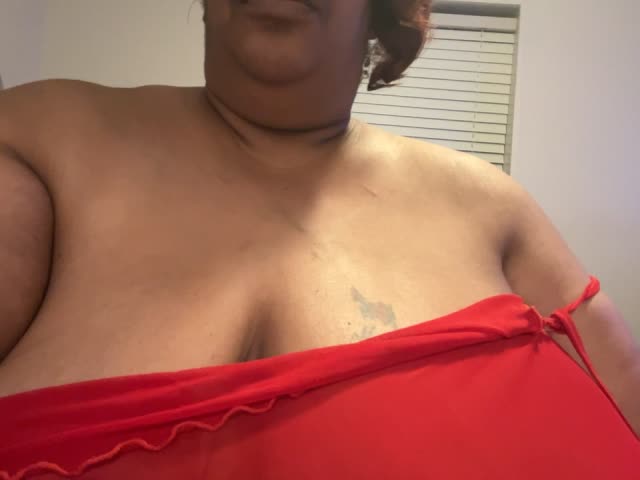 Missredboneo12